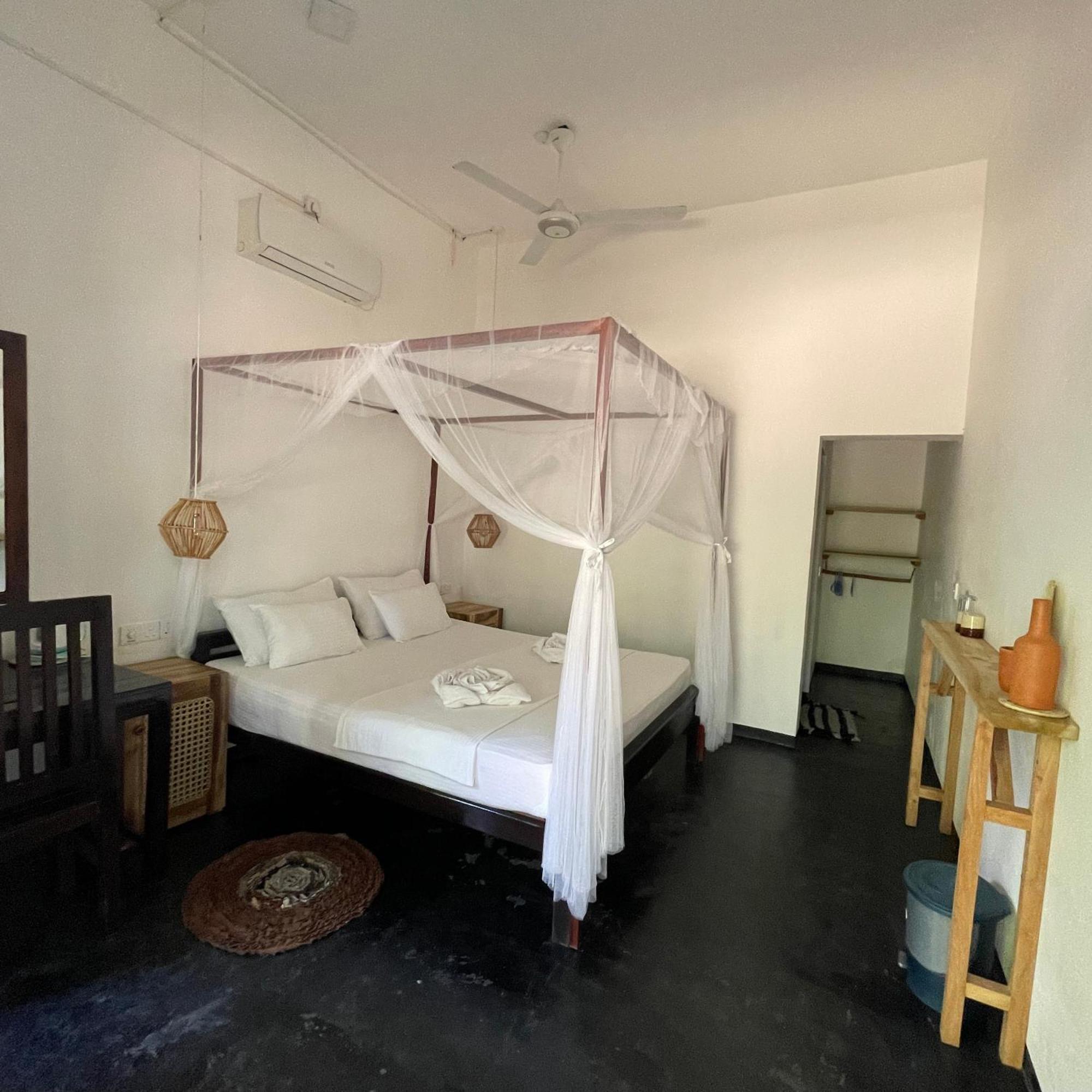 Agra Arugambay Hostel Arugam Bay Exterior photo